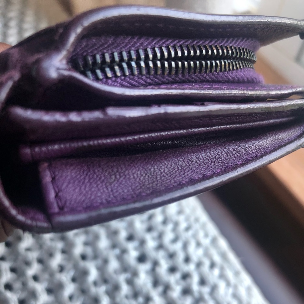 Authentic Bottega Veneta wallet - Picture 9 of 9